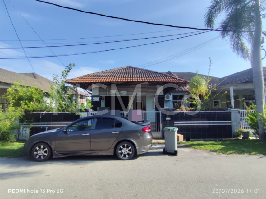 1 Storey Semi Detached House