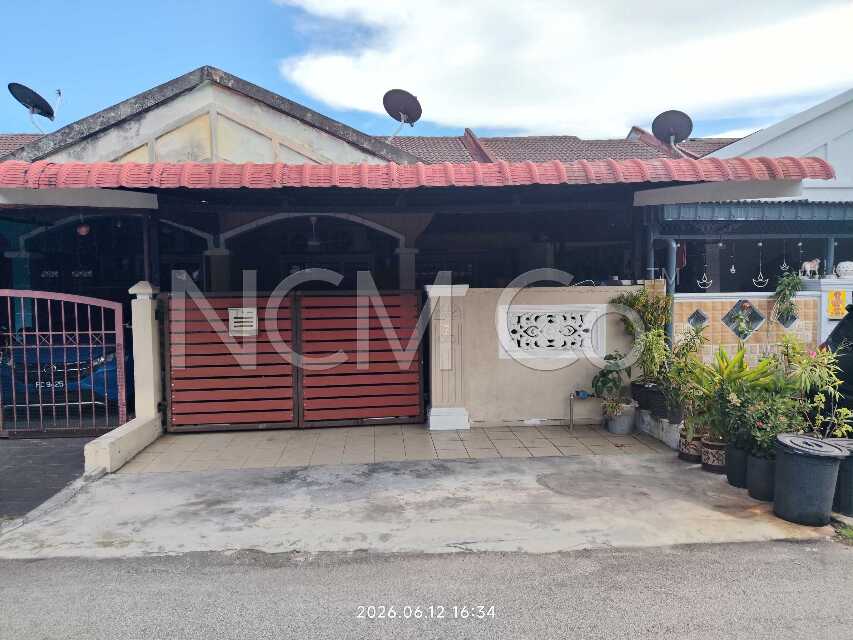 1 Storey Terrace House, Intermediate