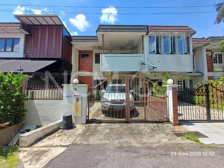 2 Storey Terrace House, Intermediate, Renovated