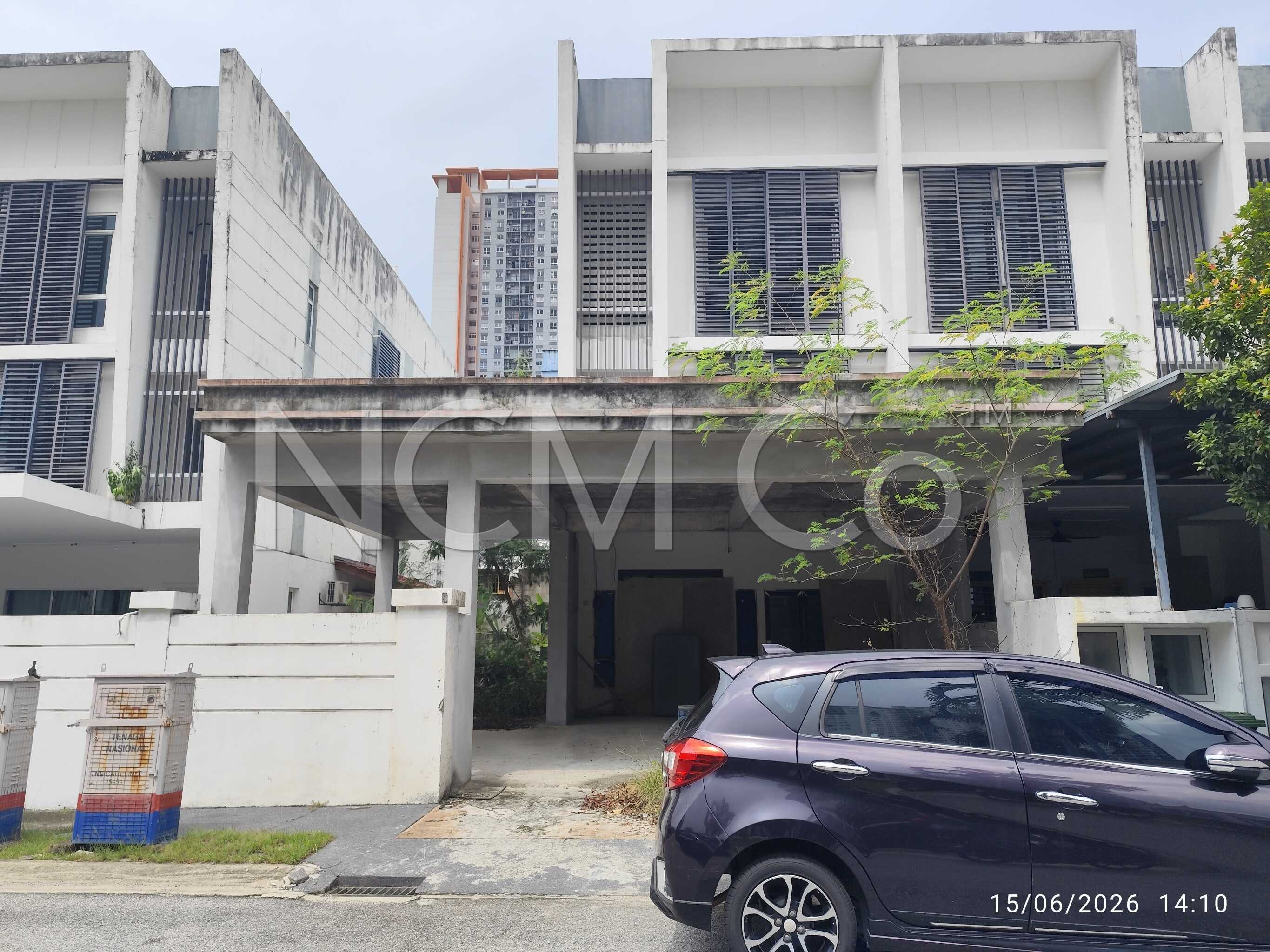 3 Storey Terrace House, End Lot