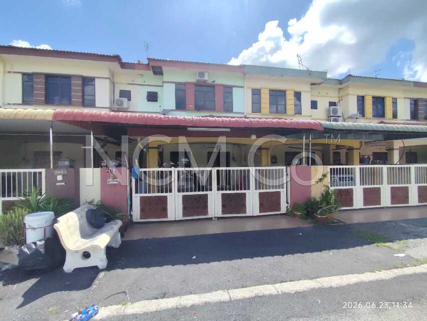 2 Storey Terrace House, Intermediate, Renovated