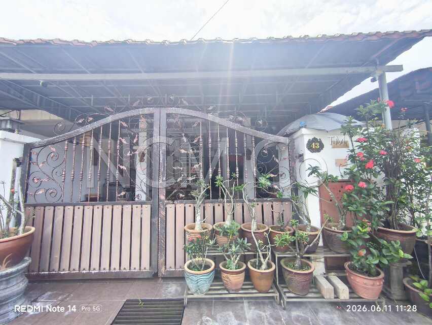 1 Storey Terrace House, Intermediate