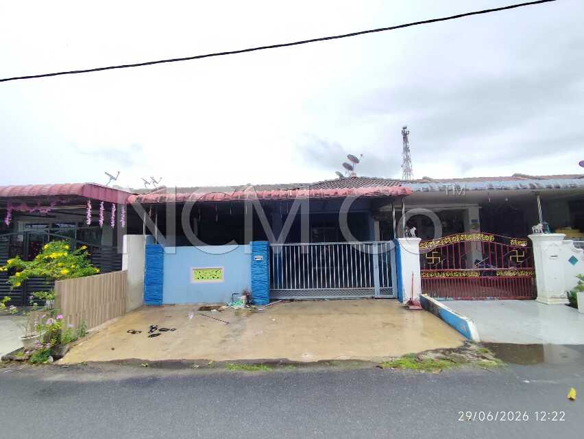 1 Storey Terrace House, Intermediate