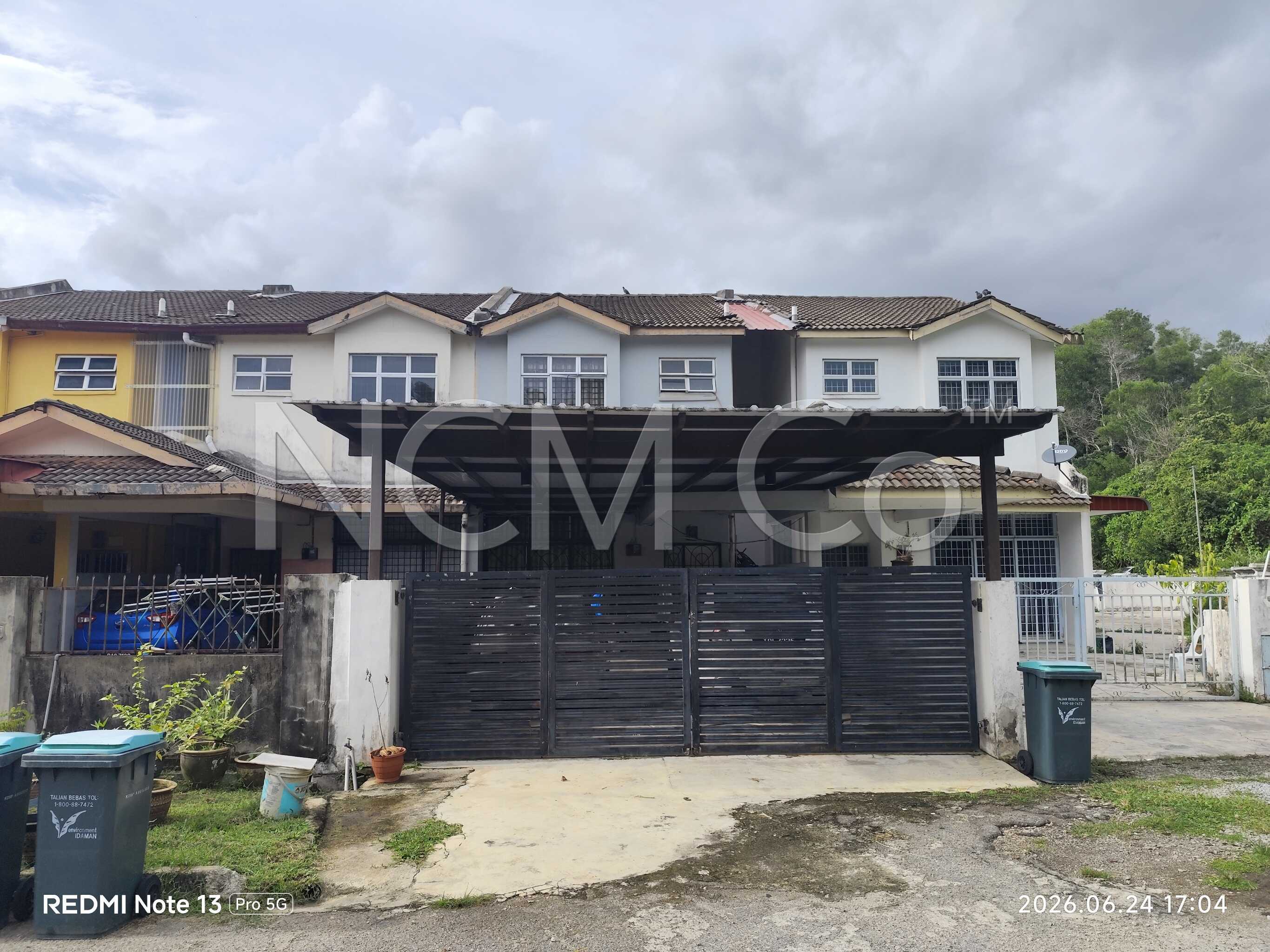 2 Storey Terrace House, Intermediate