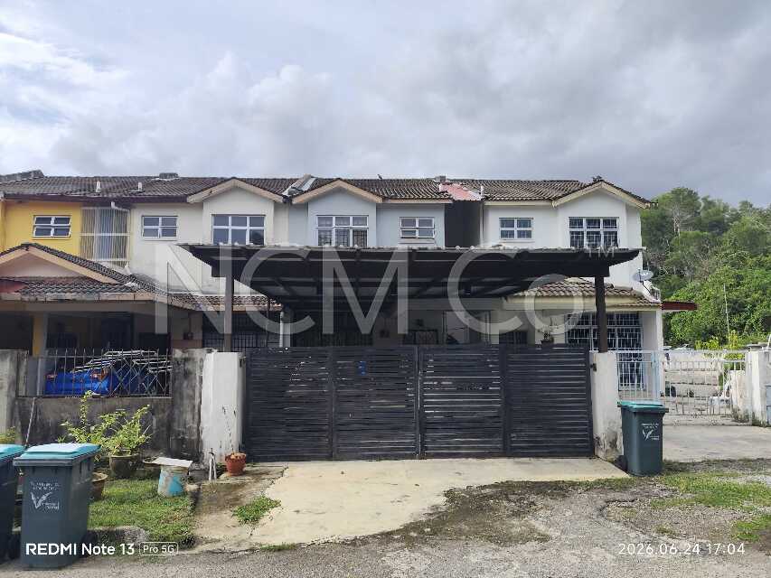 2 Storey Terrace House, Intermediate