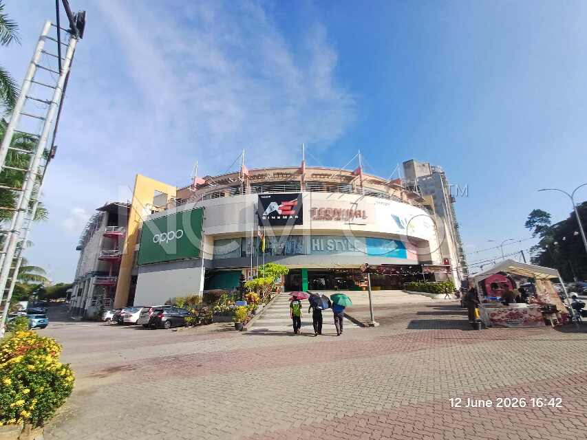 Shop Lot