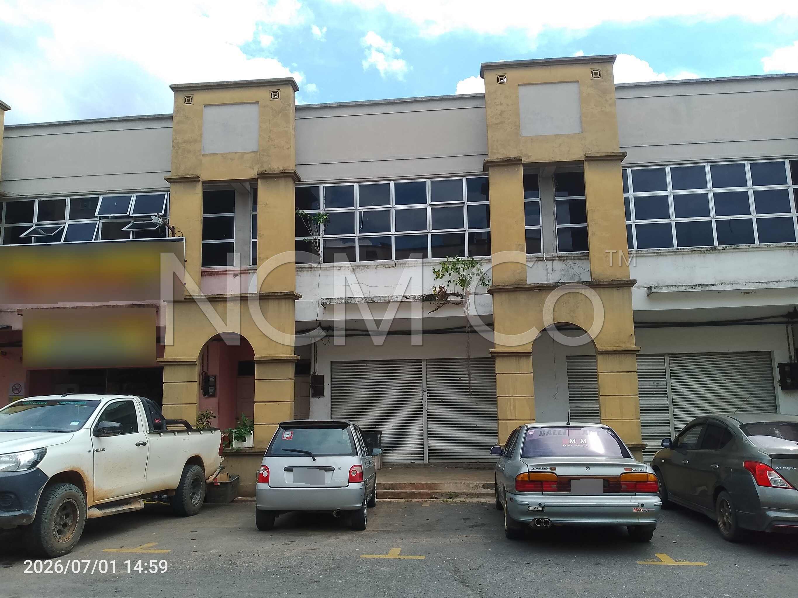 2 Storey Terrace Shop Office, Intermediate