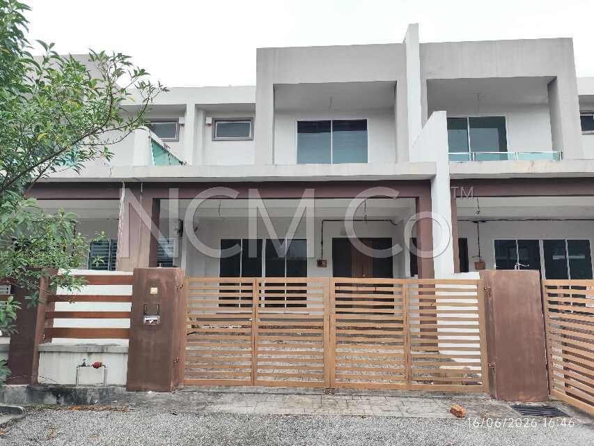 2 Storey Terrace House, Intermediate