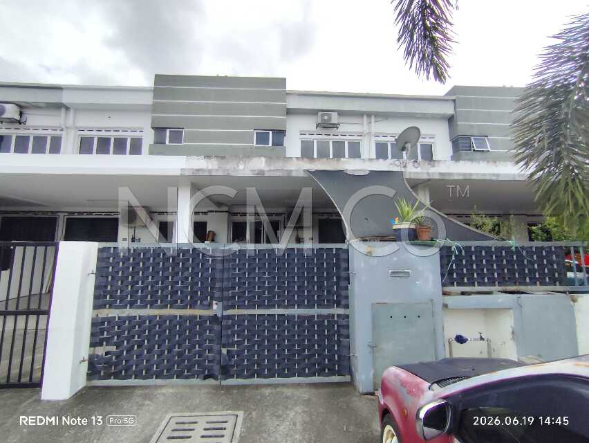 2 Storey Terrace House, Intermediate