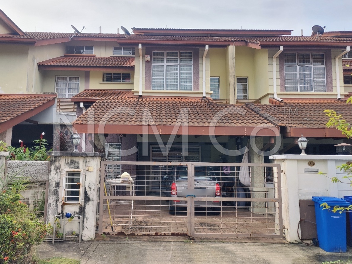 2 Storey Terrace House, Intermediate