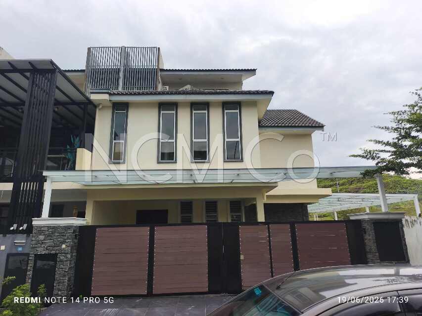 3 Storey Linked House, Corner Lot