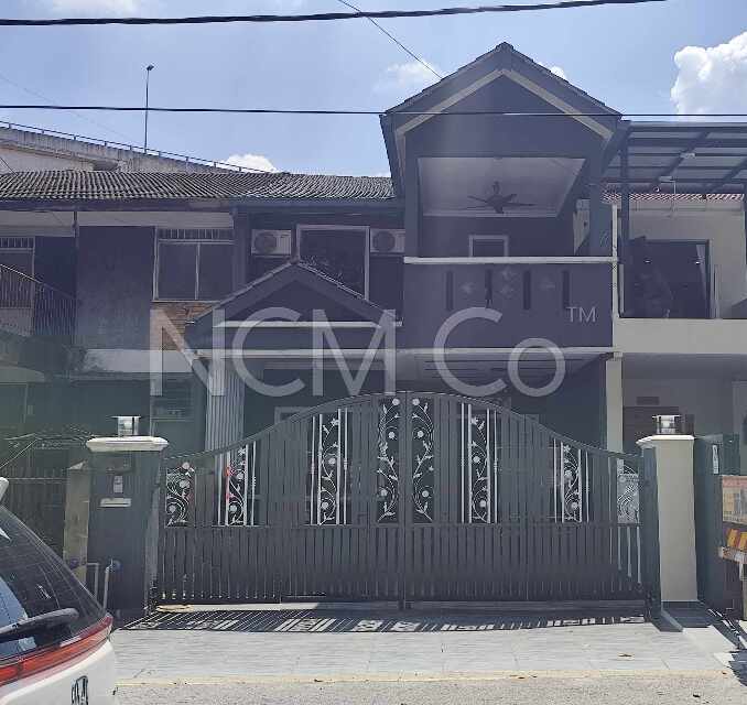 2 Storey Terrace House, Intermediate, Renovated