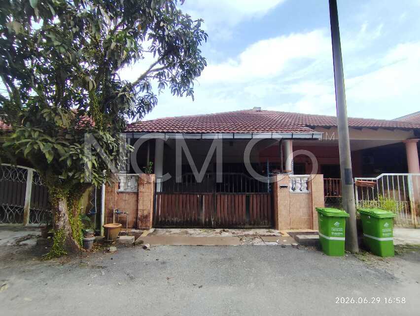 1 Storey Terrace House, Intermediate