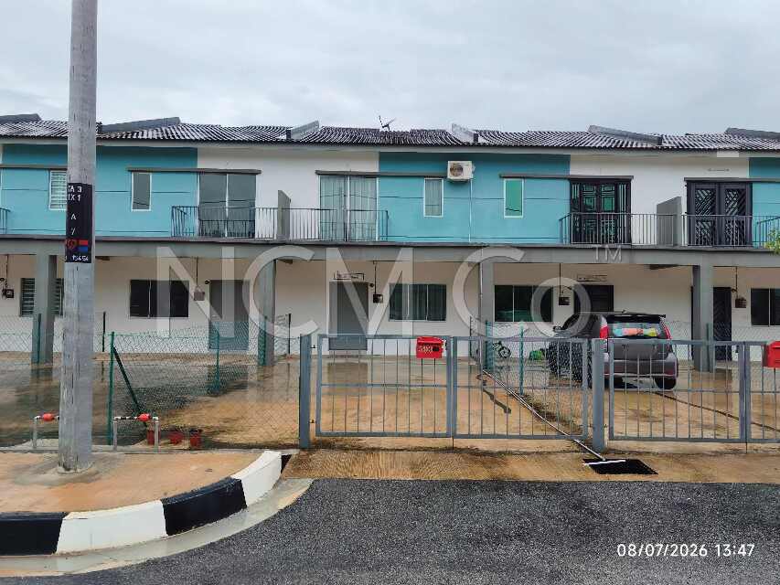 2 Storey Terrace House, Intermediate