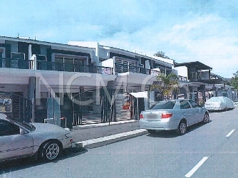 2 Storey Terrace House, Intermediate