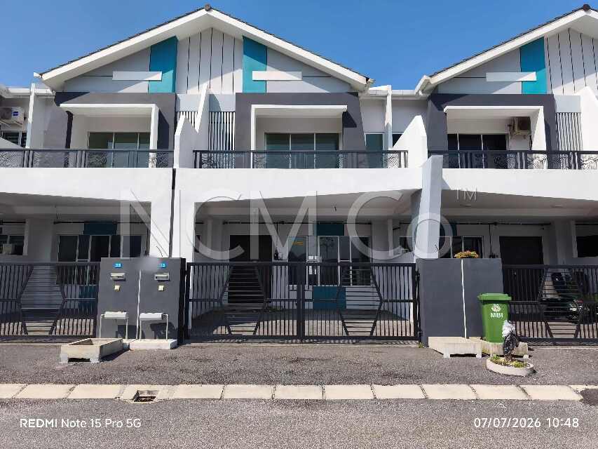 2 Storey Terrace House, Intermediate