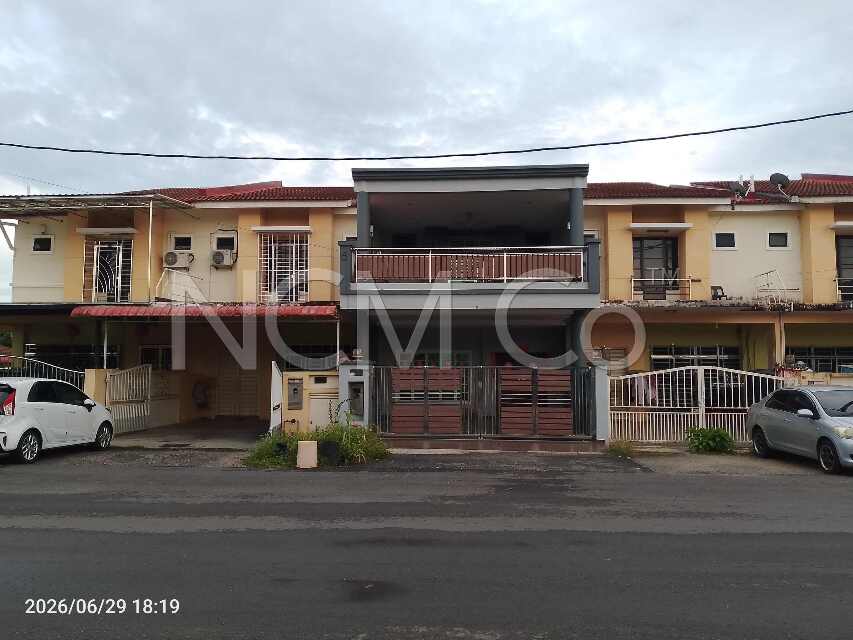 2 Storey Terrace House, Intermediate
