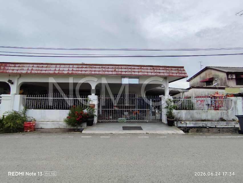 1 Storey Semi Detached House