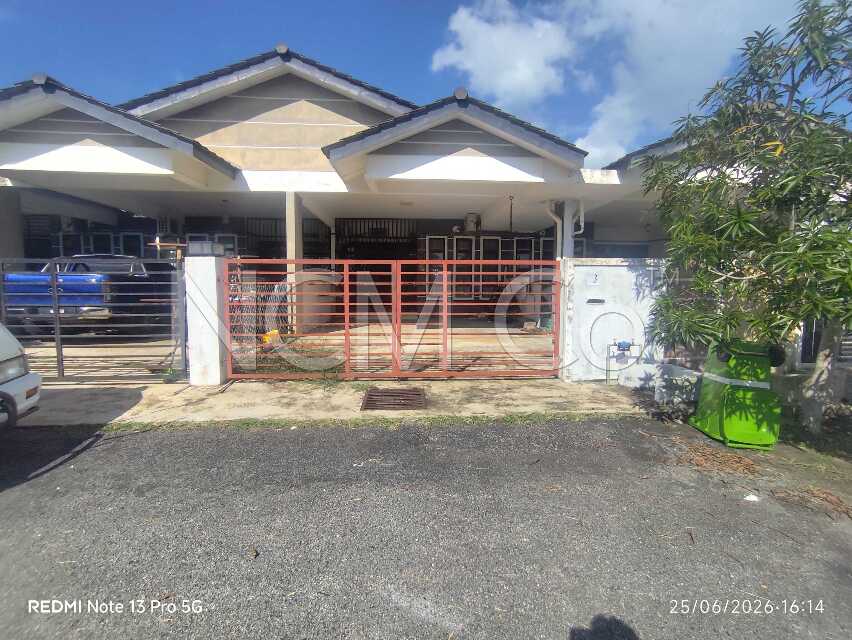 1 Storey Terrace House, Intermediate