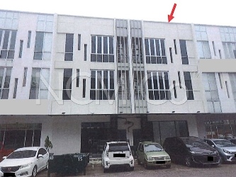 3 Storey Shop Office, Intermediate