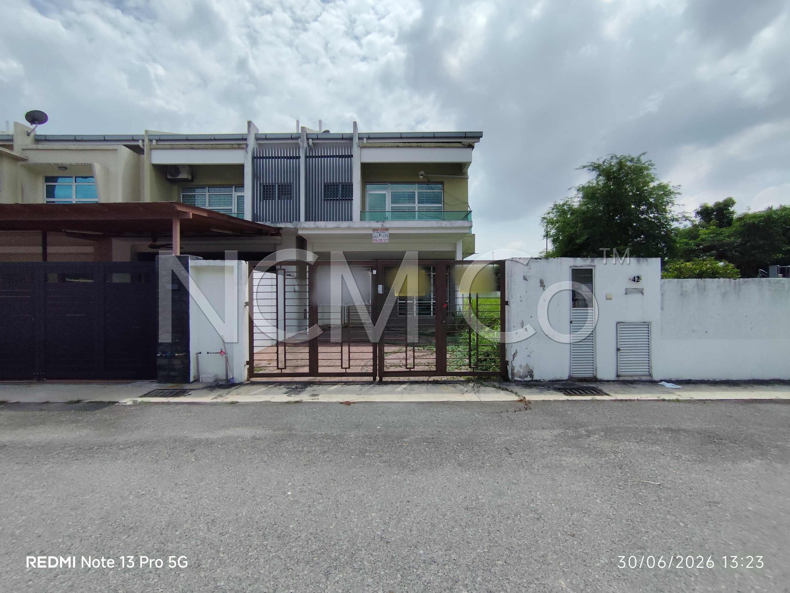 2 Storey Terrace House, End Lot, Renovated