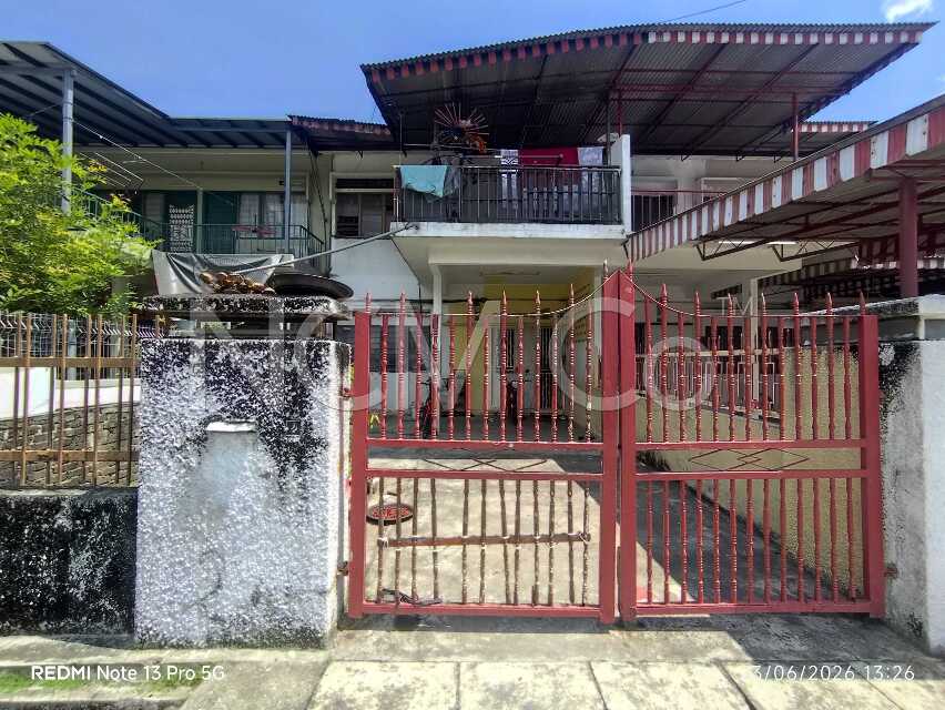 2 Storey Terrace House, Intermediate