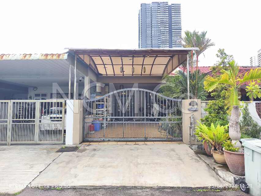 1.5 Storey Terrace House, Intermediate