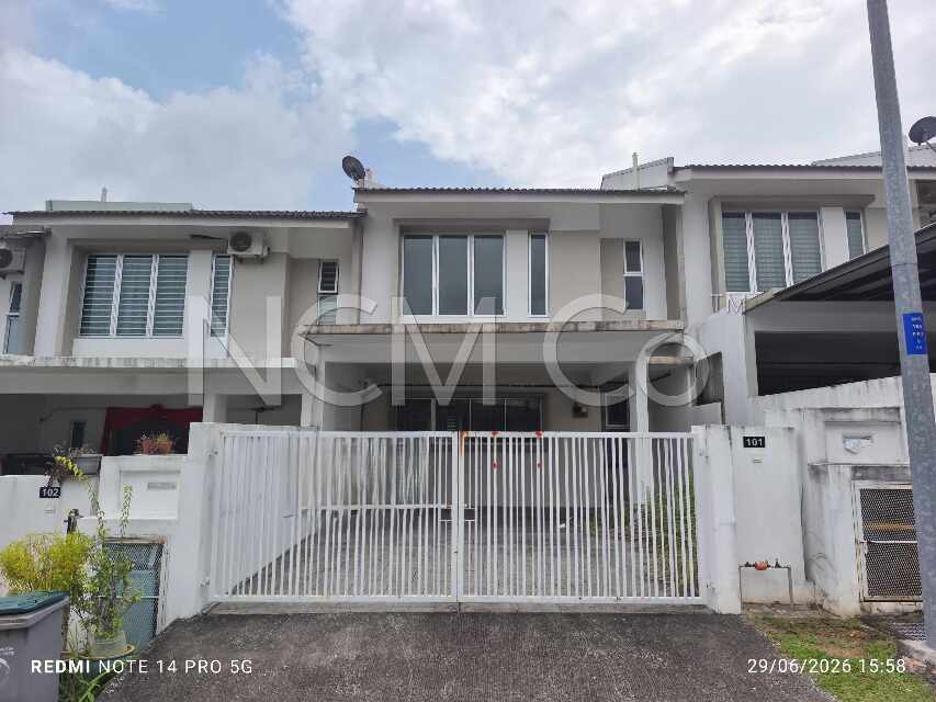 2 Storey Terrace House, Intermediate