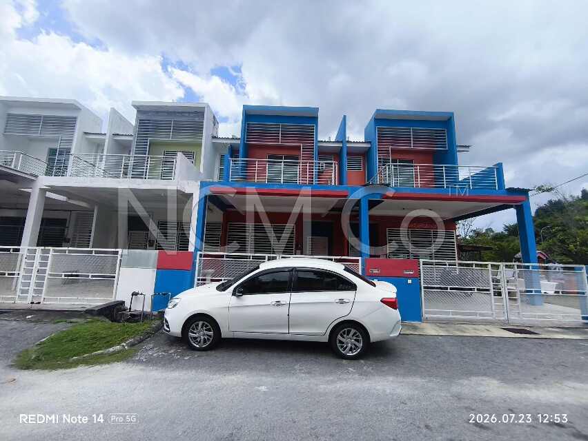 2 Storey Terrace House, Intermediate