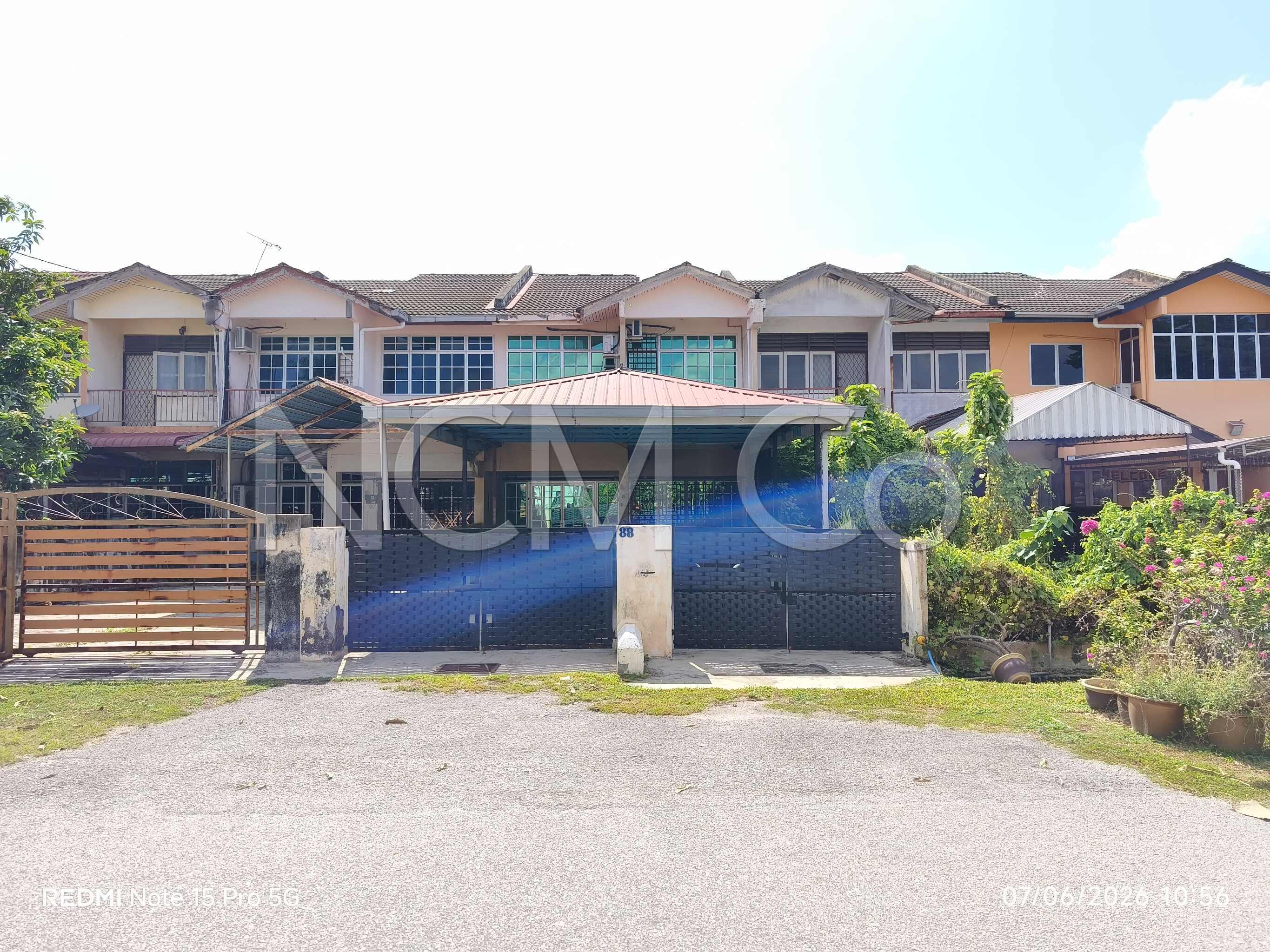 2 Storey Terrace House, Intermediate, Renovated