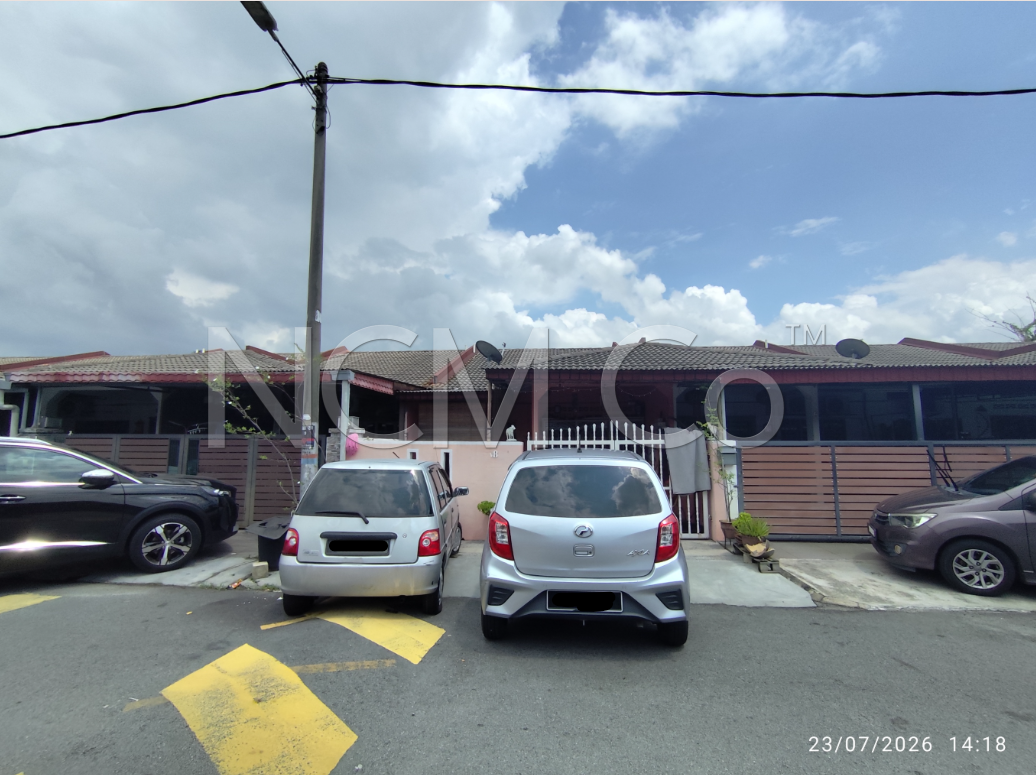 1 Storey Terrace House, Intermediate