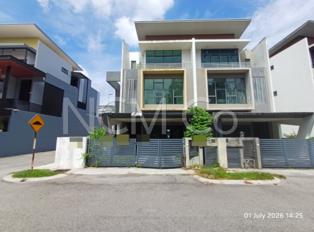 3 Storey Terrace House, End Lot