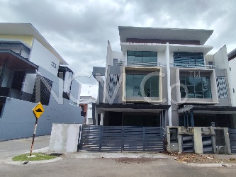 3 Storey Terrace House, End Lot