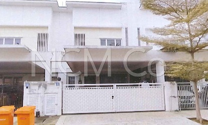 2 Storey Terrace House, Intermediate