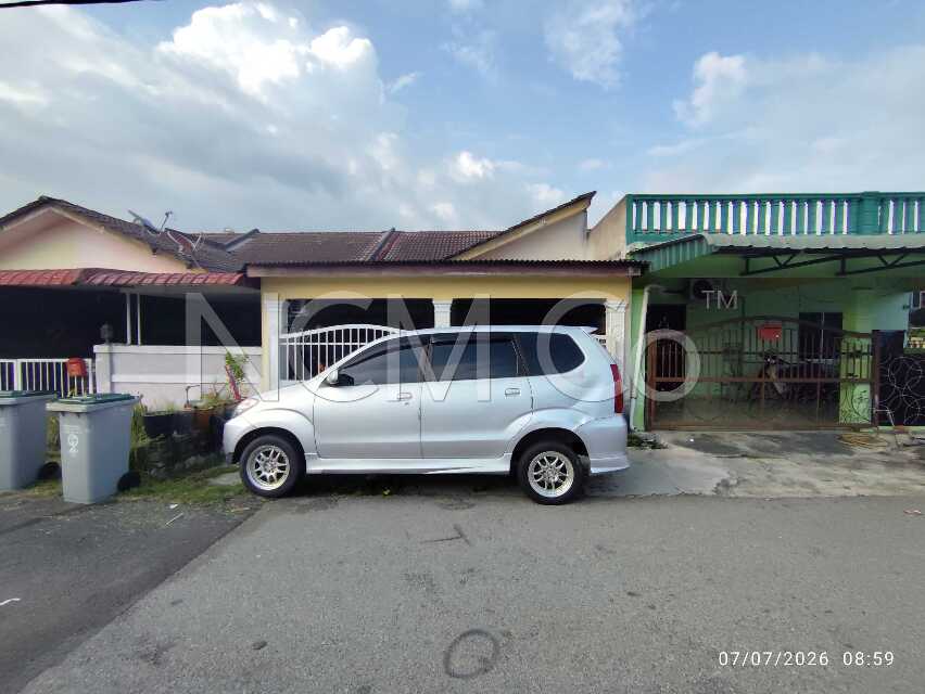 1 Storey Terrace House, Intermediate