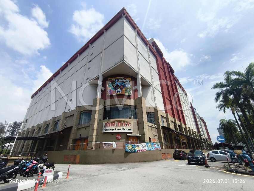 Retail Lot