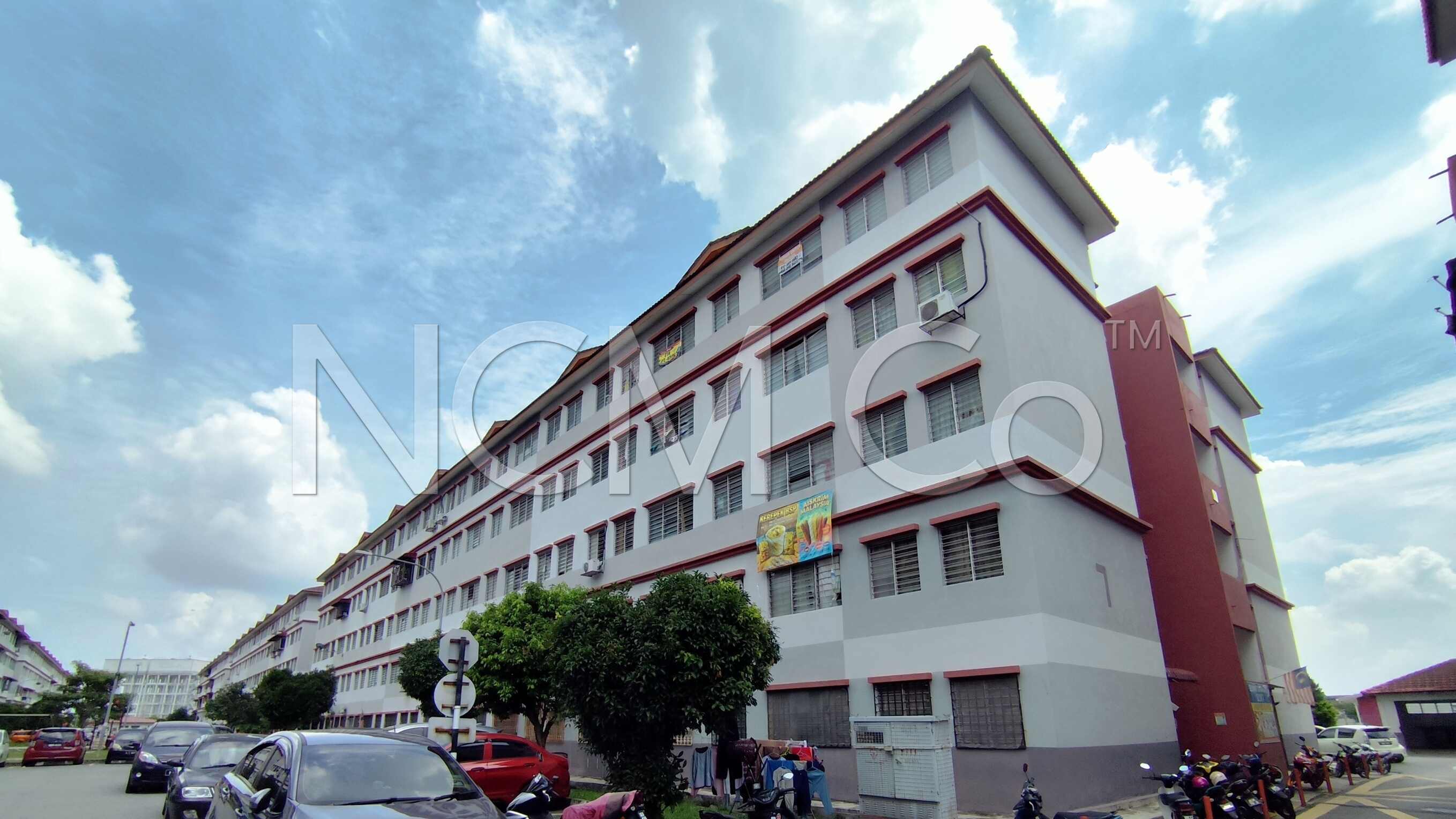 Apartment, Corner Lot, Low Cost