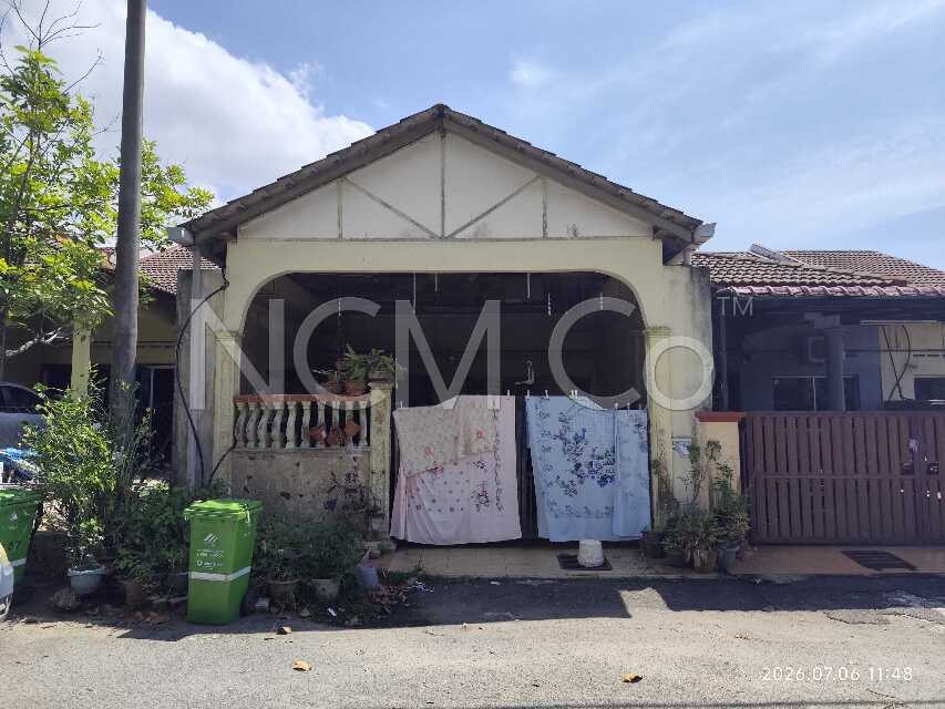 1 Storey Terrace House, Intermediate