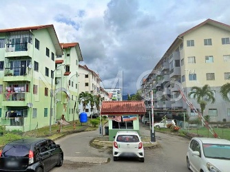 Apartment, Corner Lot