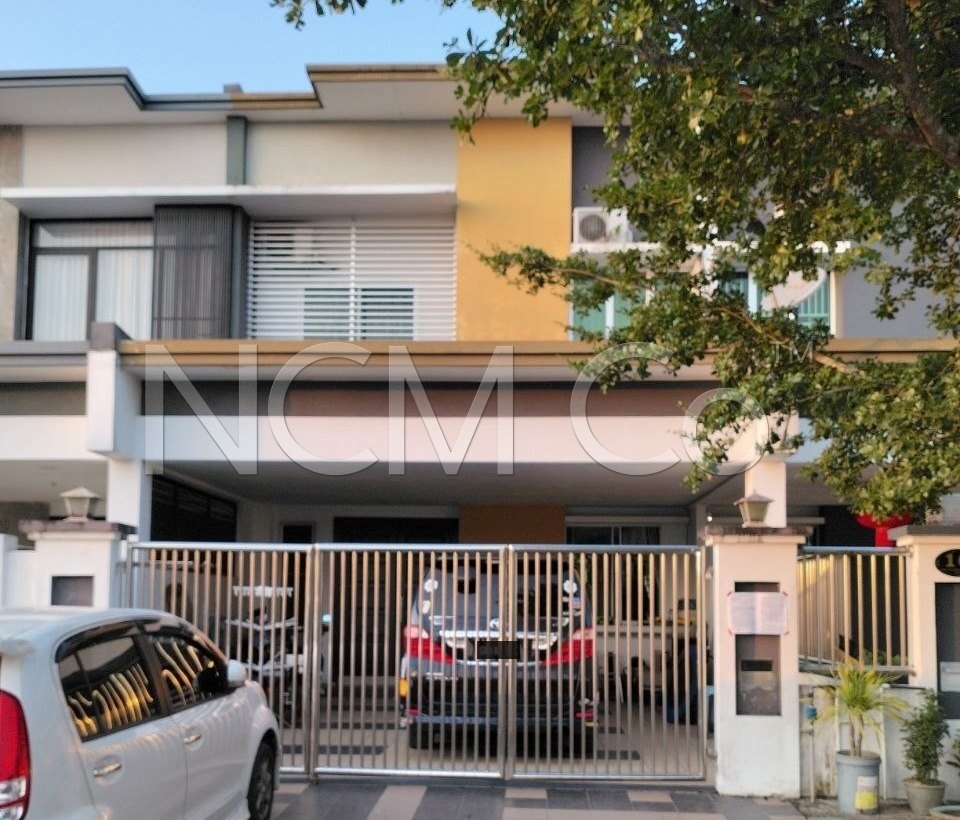 2 Storey Terrace House, Intermediate