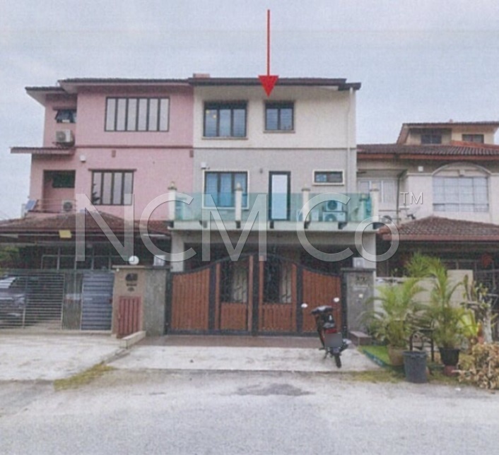 2.5 Storey Terrace House, Intermediate, Renovated