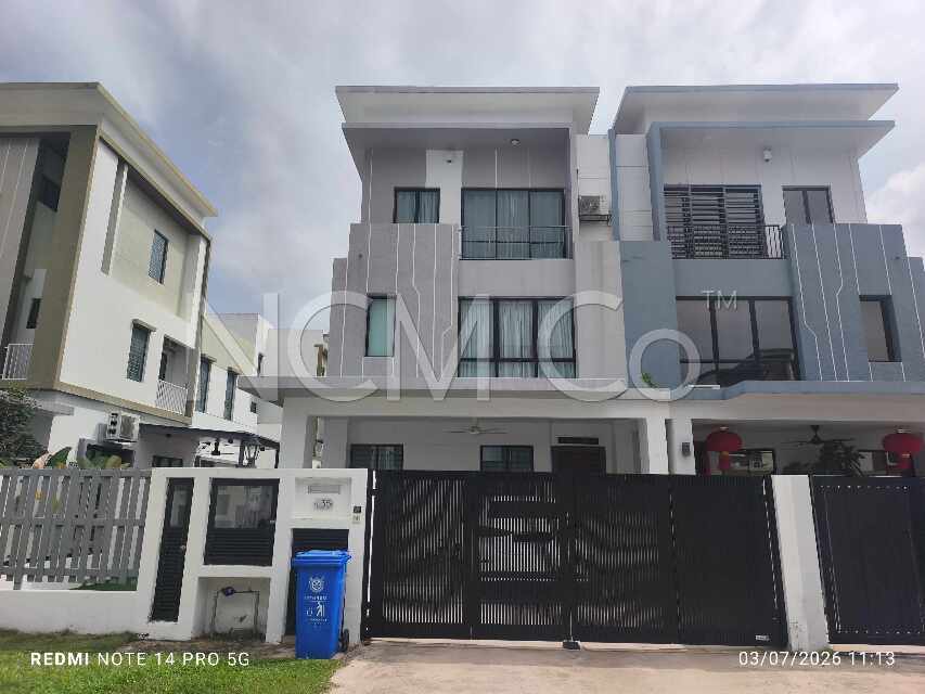 3 Storey Cluster Semi Detached House