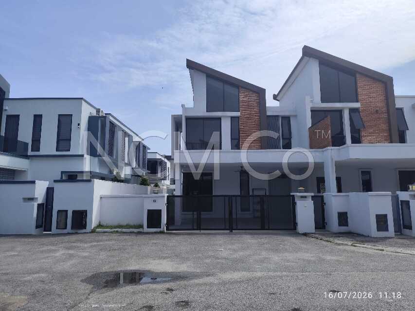 2 Storey Cluster House, Intermediate