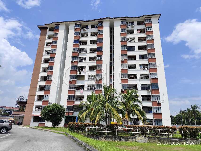 Apartment, Corner Lot