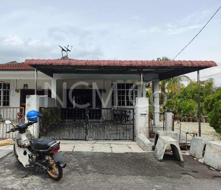 1 Storey Terrace House, Corner Lot