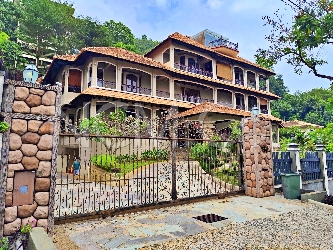 Bungalow
