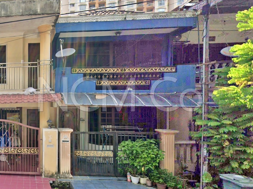 2 Storey Terrace House, Intermediate