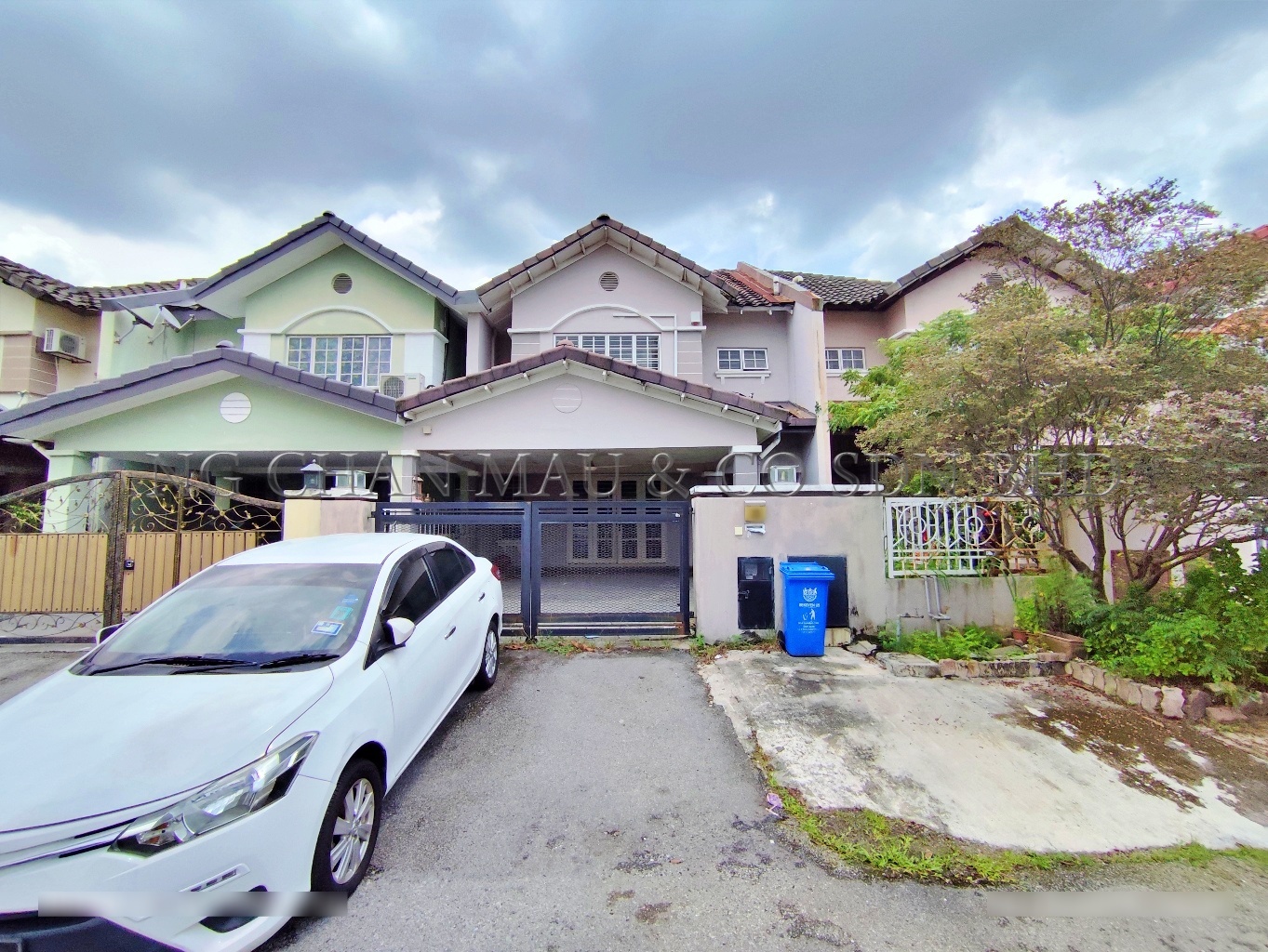 2 Storey Terrace House, Intermediate