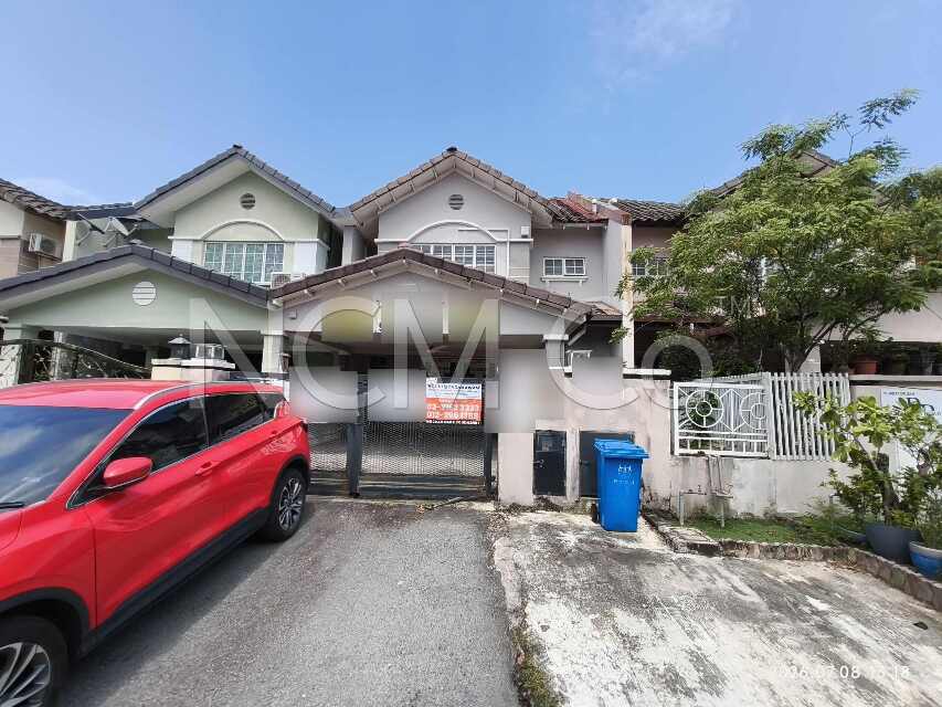 2 Storey Terrace House, Intermediate