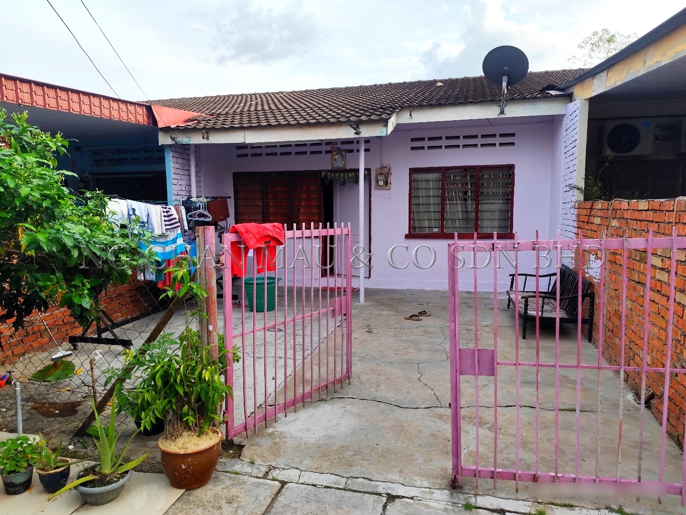 1 Storey Terrace House, Intermediate